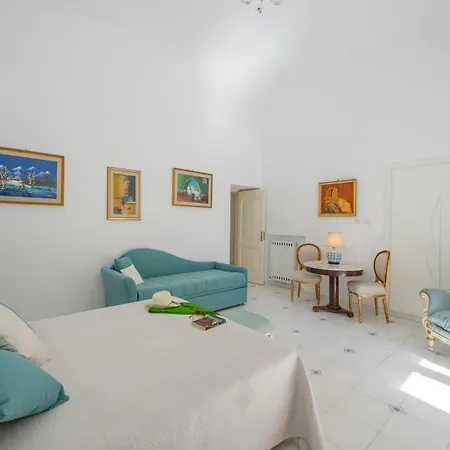 Antonelloapartments 別荘